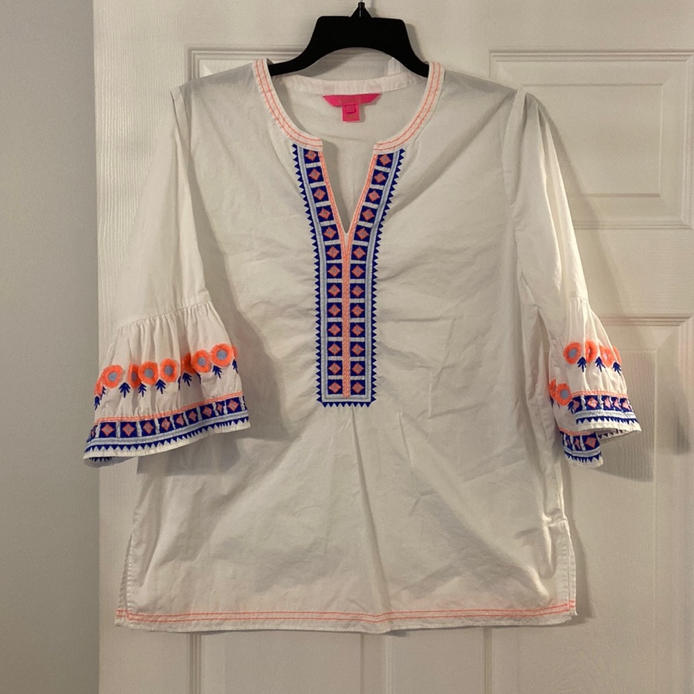 Lilly Pulitzer Shirt BNWOT size S white color with blue and orange length 26”